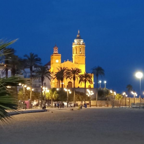 Mediterranean flat in the centre of Sitges